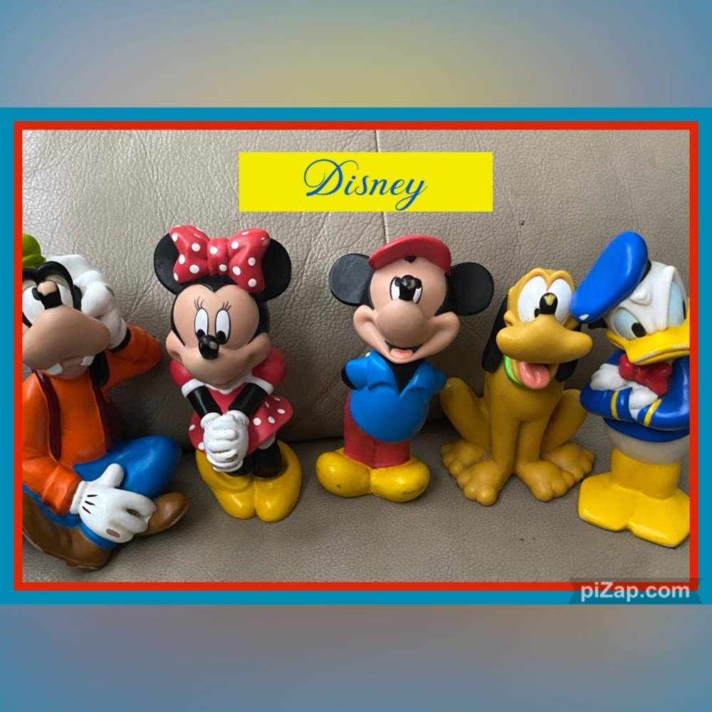 Set of 5 Disney characters - bathtub toys - vintage - gently loved